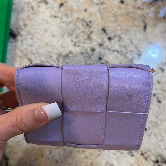 Bottega Veneta Small Envelope CaRd Case “Wisteria” - Picture 13 of 14